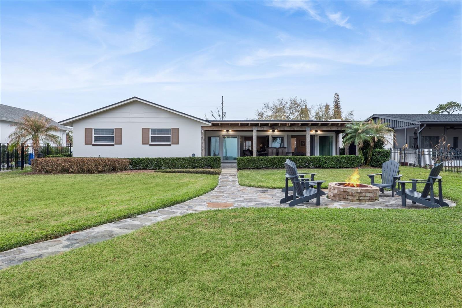 Image 5 of 65 For 6007 Linneal Beach Drive