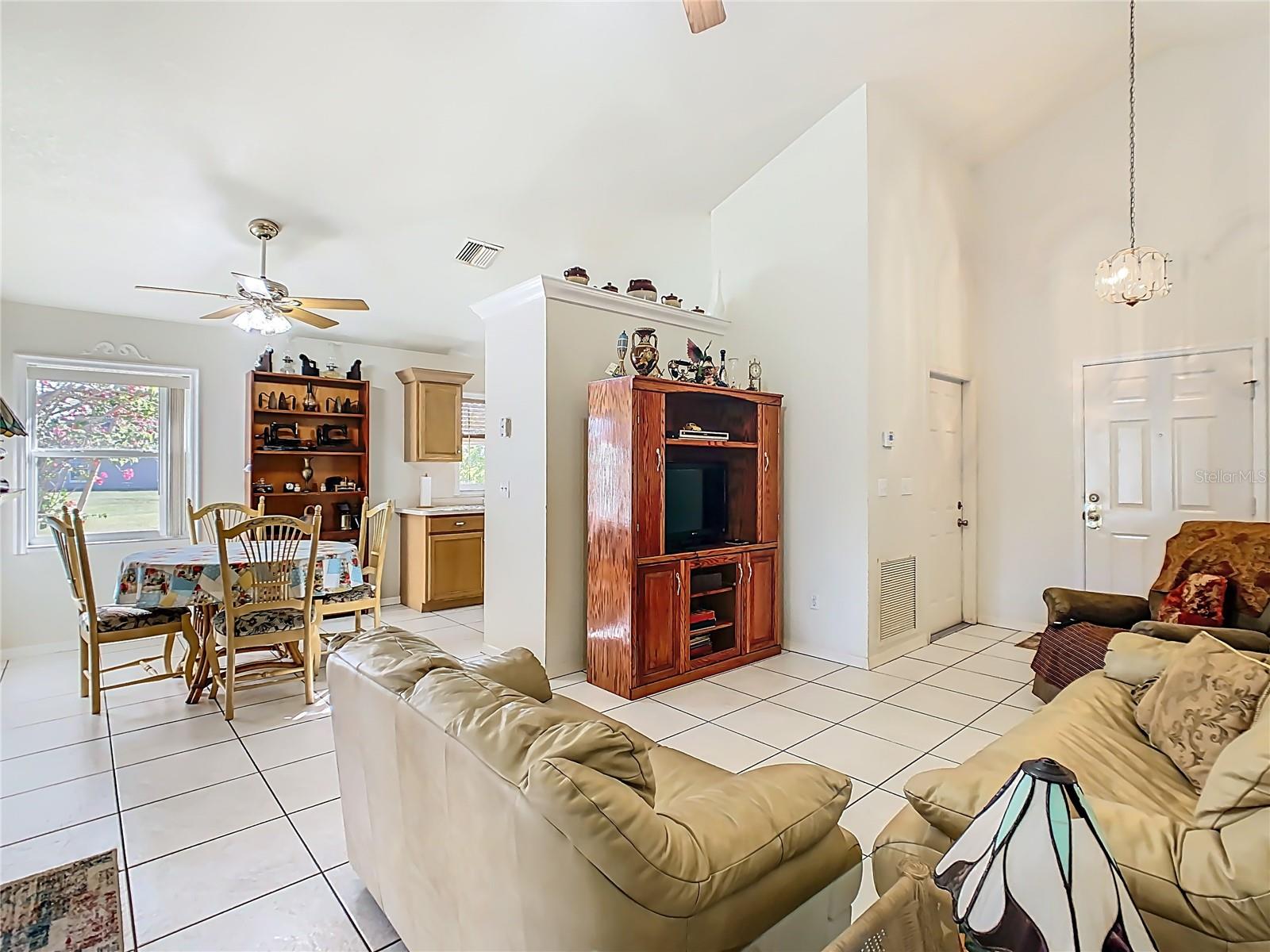 Image 11 of 51 For 2850 Poinciana Drive