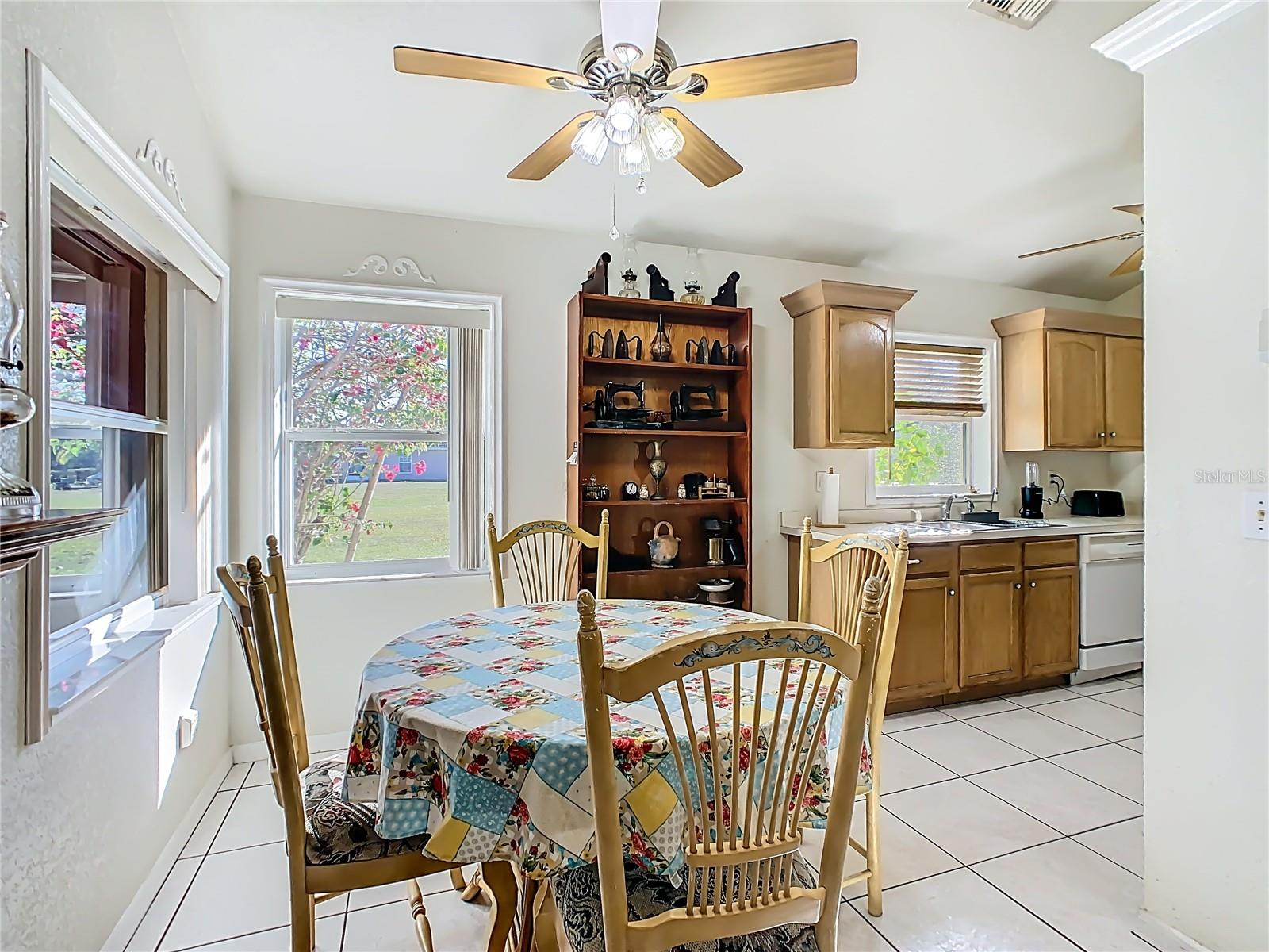 Image 14 of 51 For 2850 Poinciana Drive