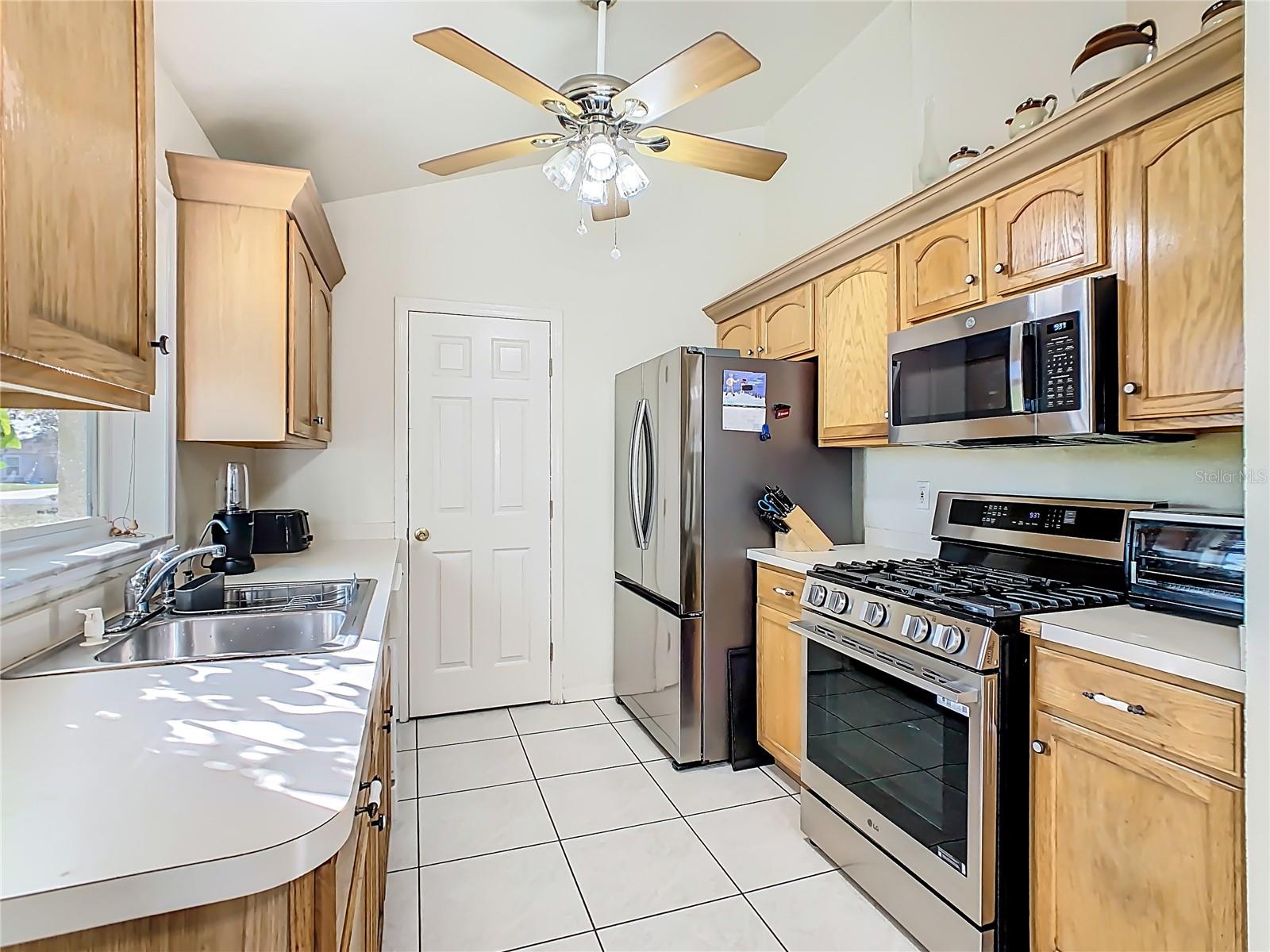 Image 16 of 51 For 2850 Poinciana Drive