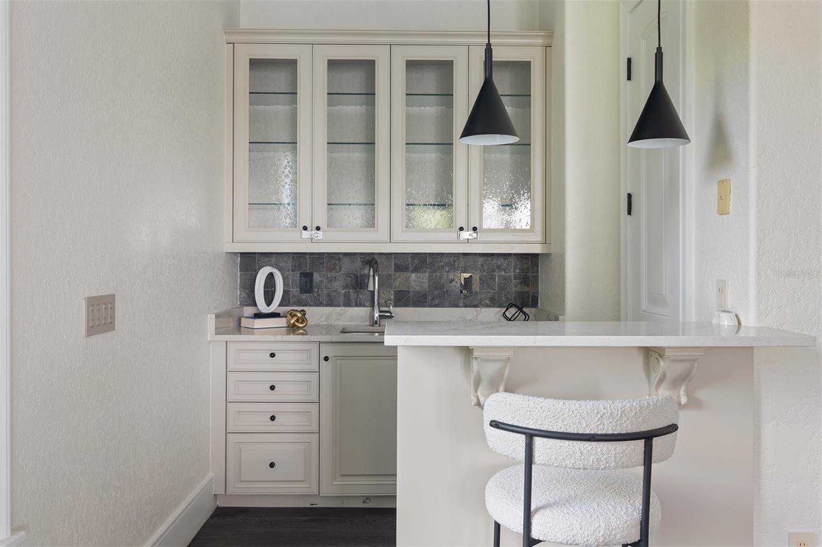 Image 33 of 44 For 801 2nd Avenue