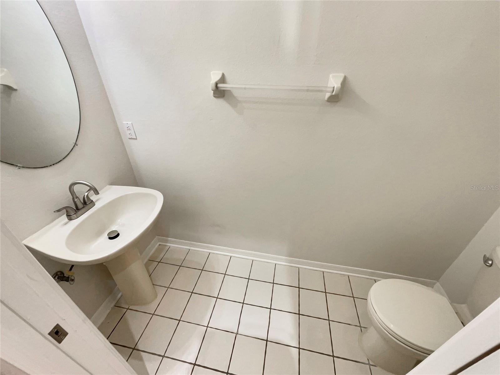 Image 14 of 34 For 3834 Regents Way