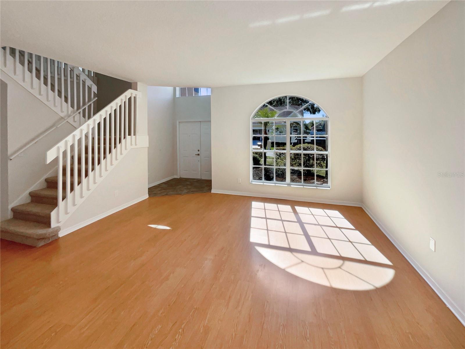 Image 9 of 34 For 3834 Regents Way