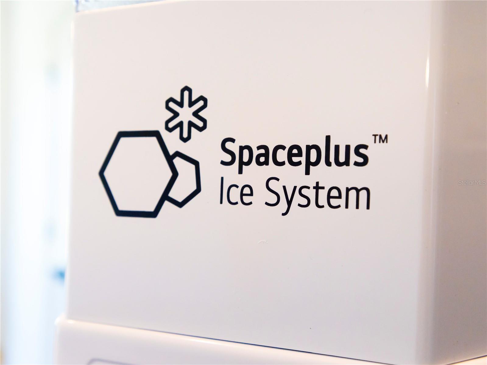 Image 45 of 73 For 14073 Naylor Avenue