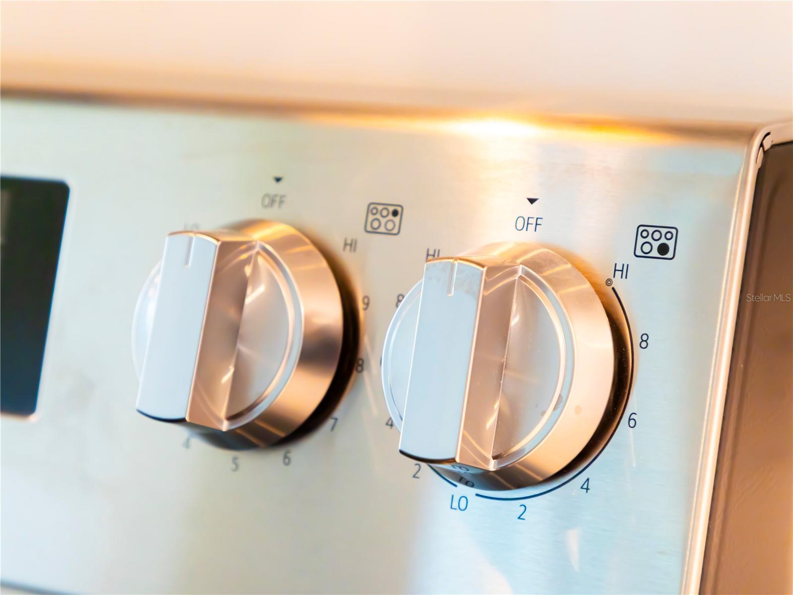 Image 50 of 73 For 14073 Naylor Avenue