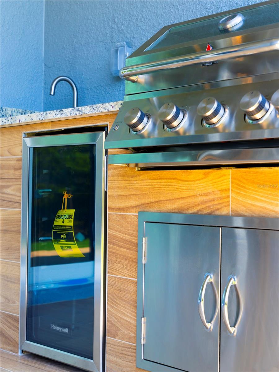 Image 70 of 73 For 14073 Naylor Avenue