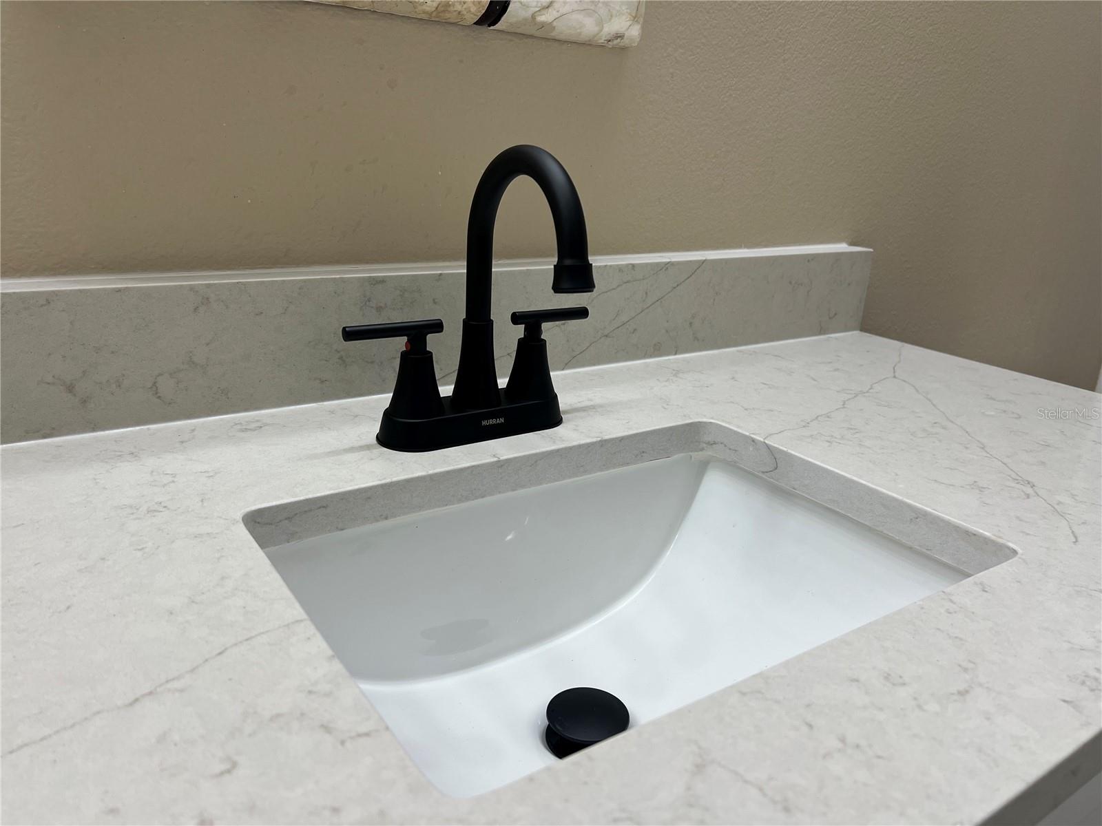 Image 16 of 21 For 14353 Fredricksburg Drive 915