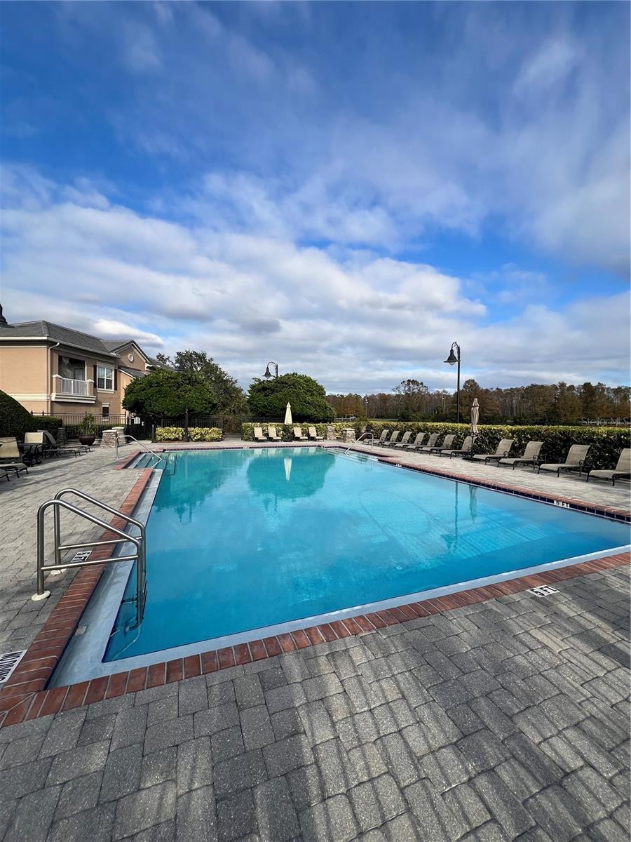 Image 4 of 21 For 14353 Fredricksburg Drive 915