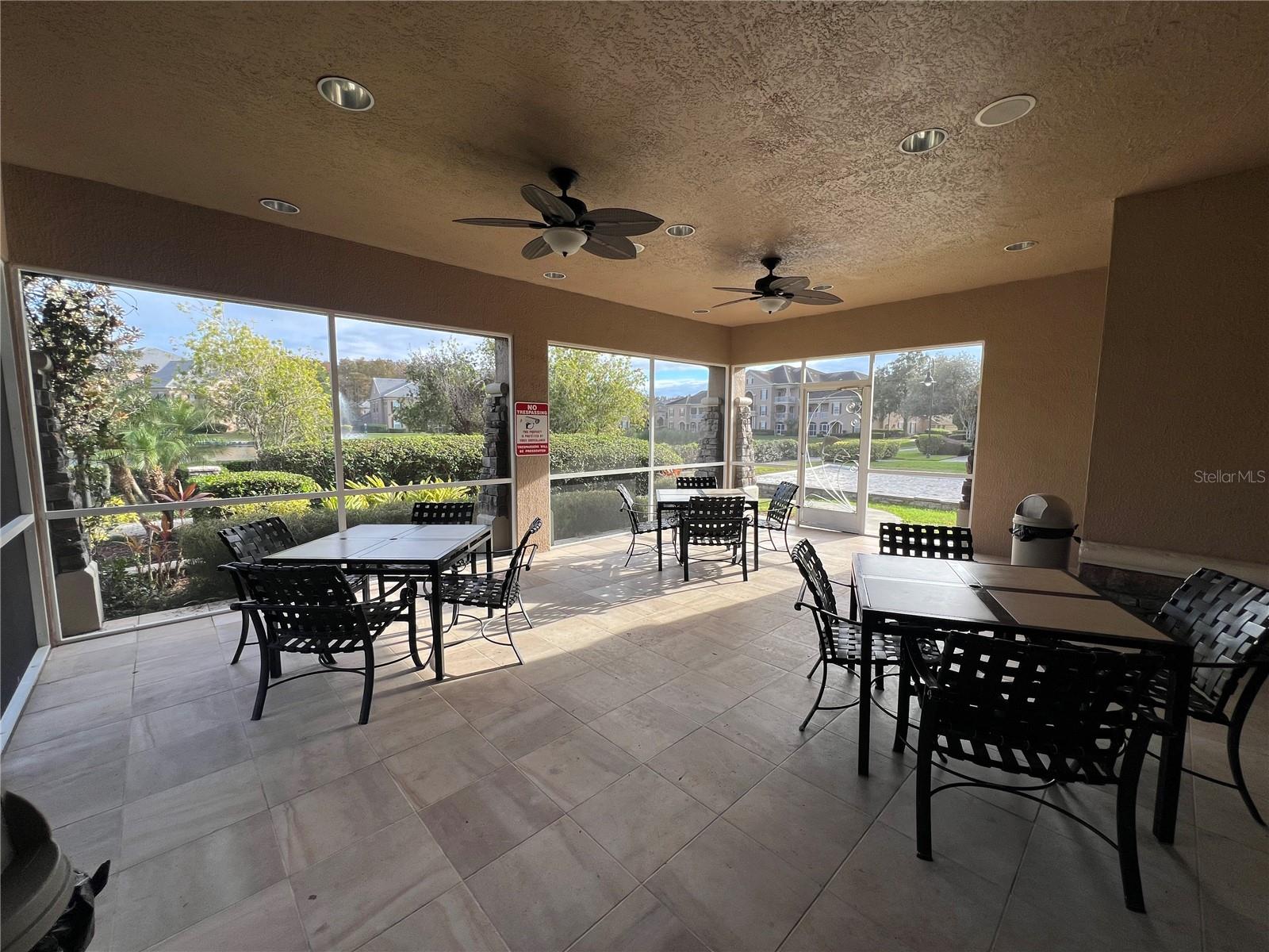 Image 6 of 21 For 14353 Fredricksburg Drive 915