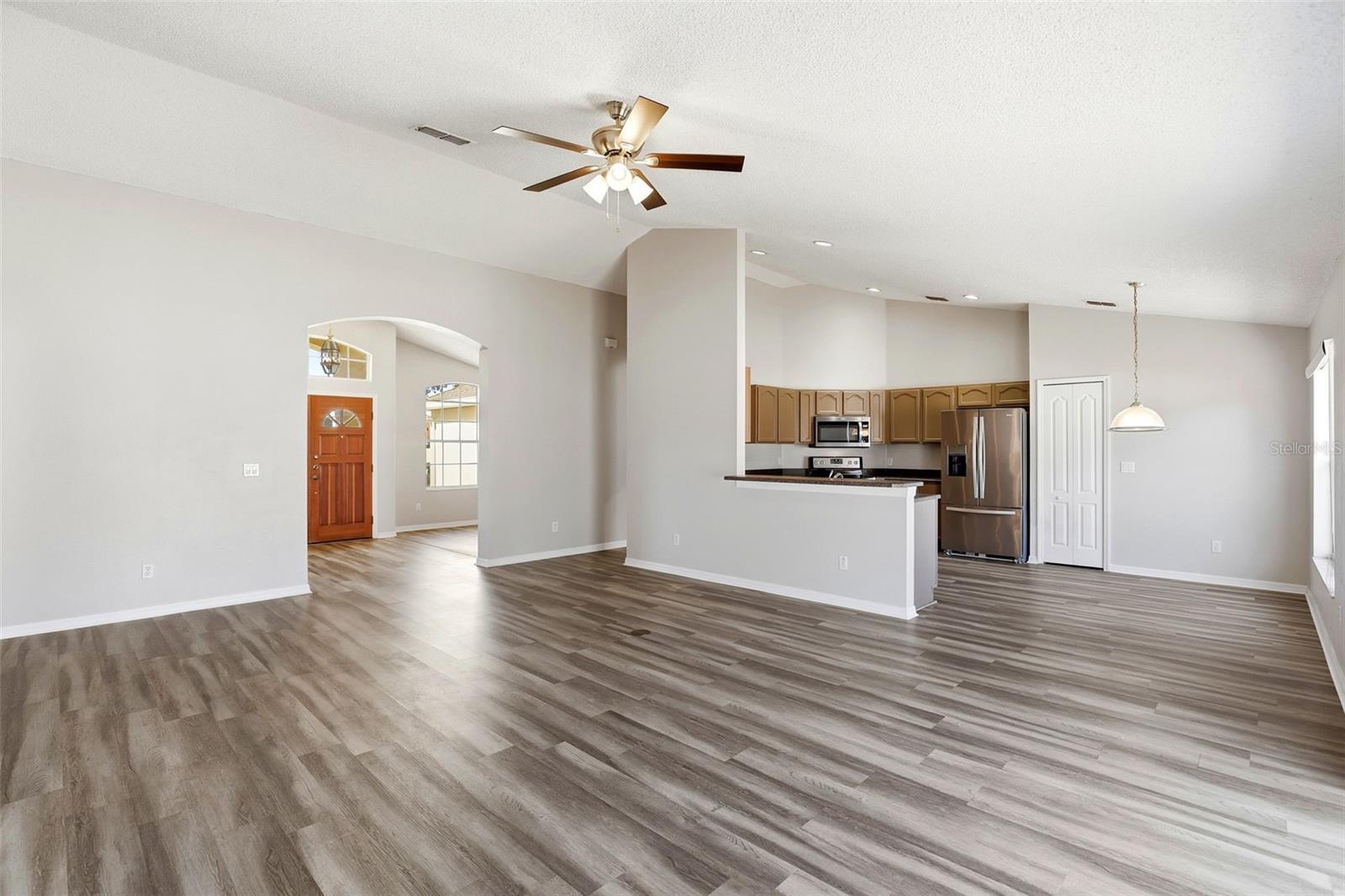 Image 14 of 35 For 1791 Florence Vista Boulevard