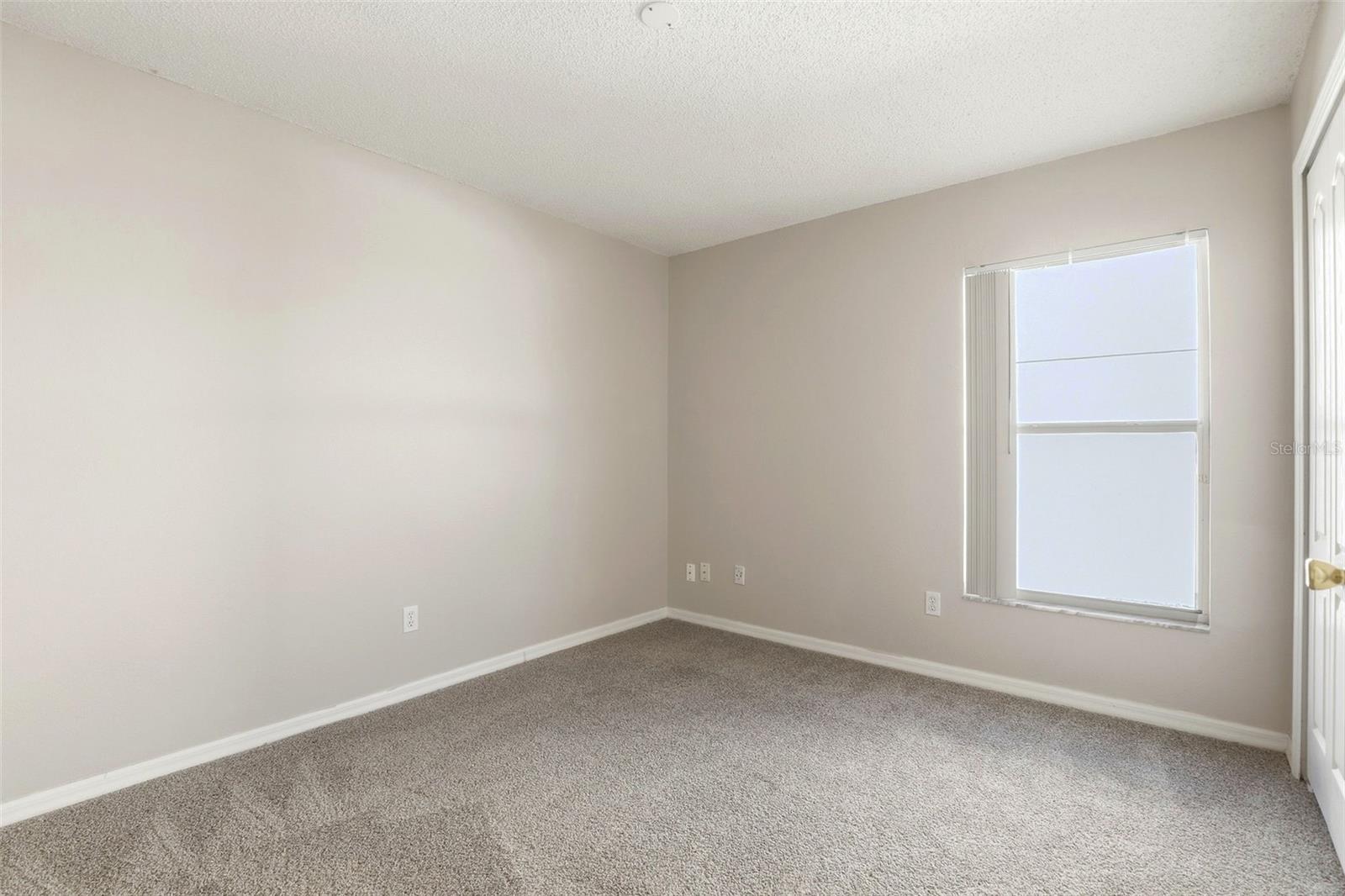 Image 27 of 35 For 1791 Florence Vista Boulevard