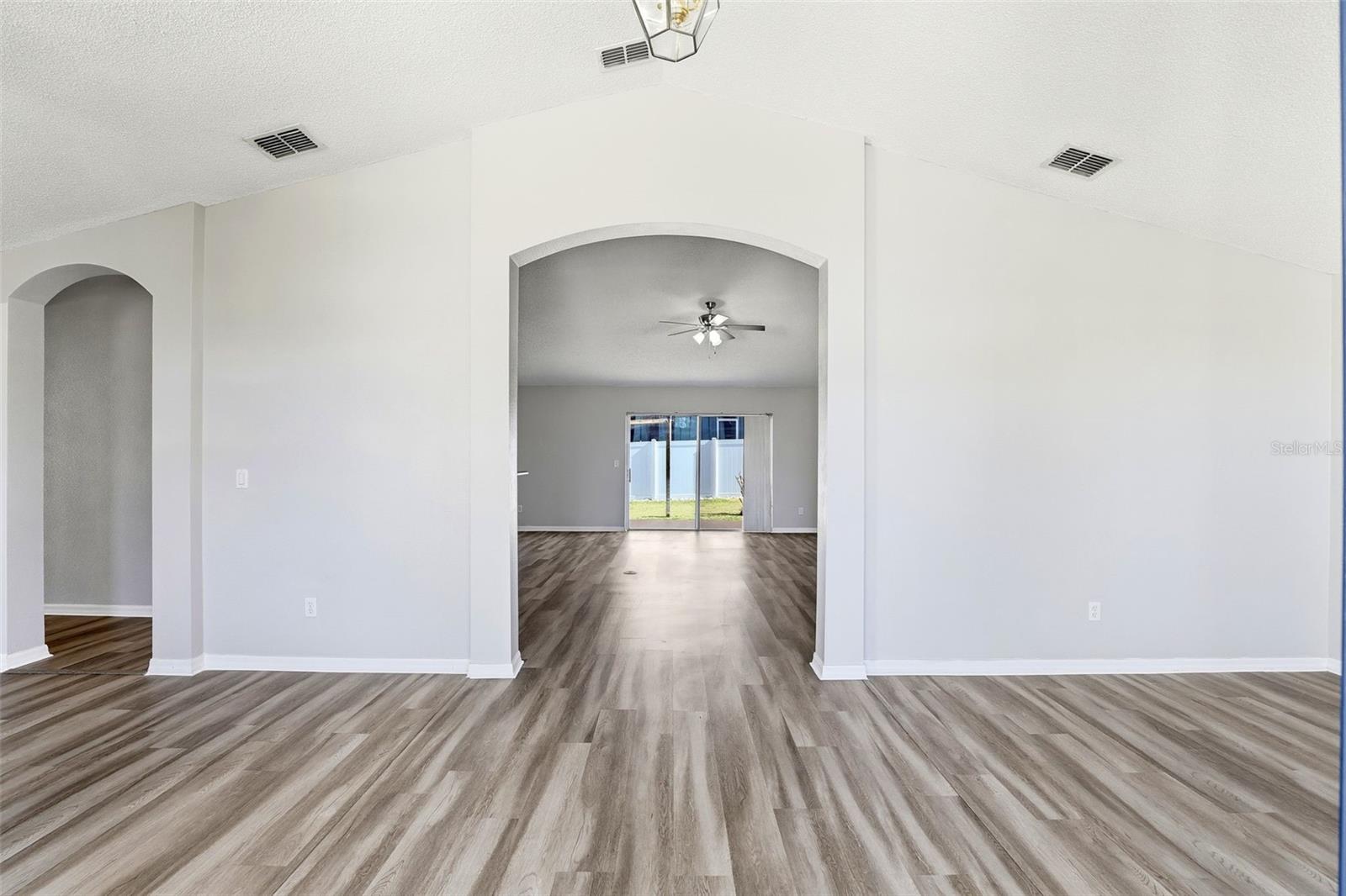 Image 5 of 35 For 1791 Florence Vista Boulevard