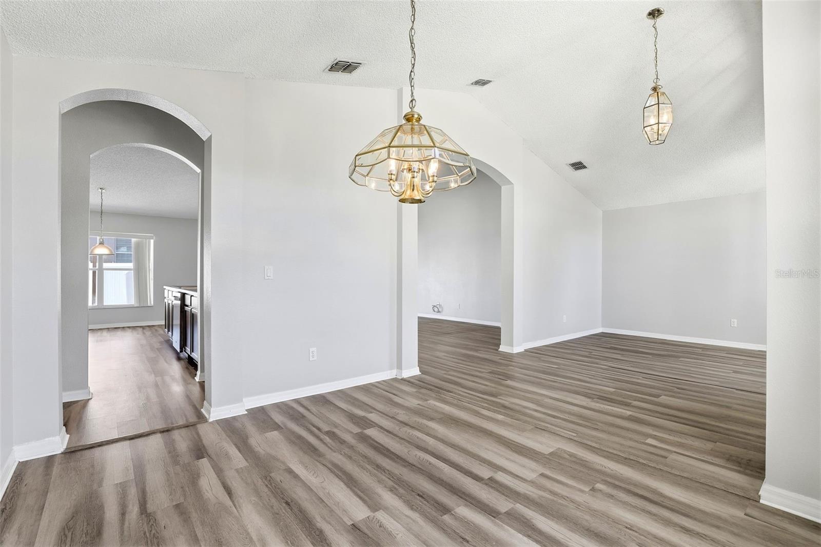 Image 7 of 35 For 1791 Florence Vista Boulevard