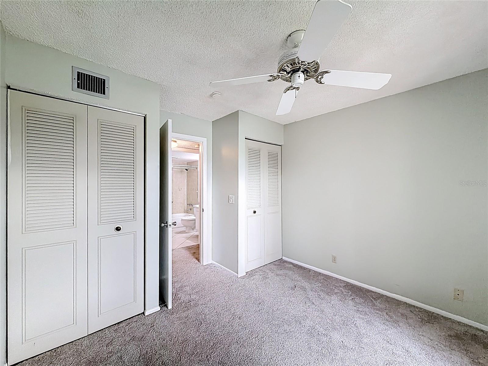 Image 17 of 69 For 826 Sky Pine Way G2