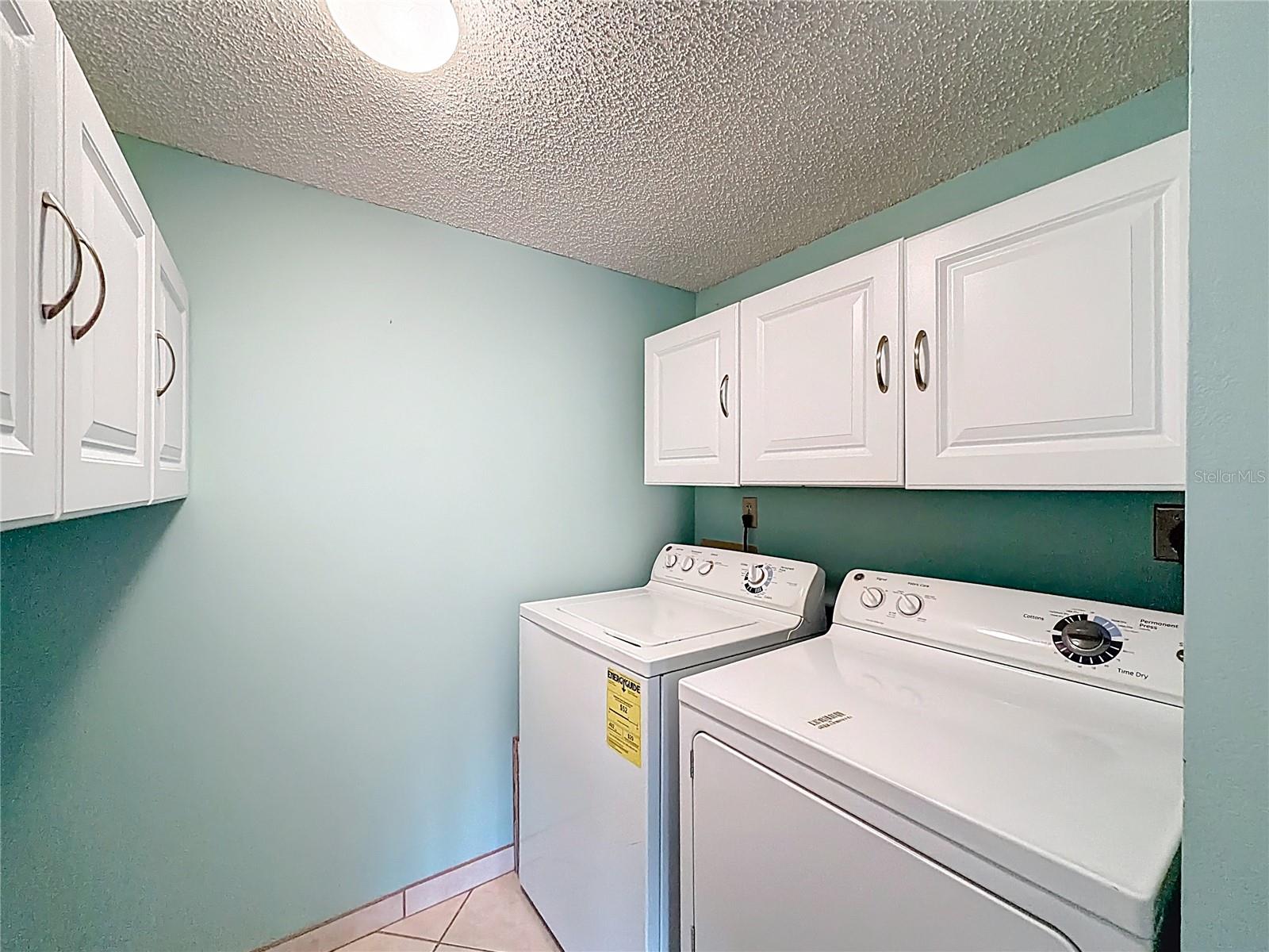 Image 19 of 69 For 826 Sky Pine Way G2