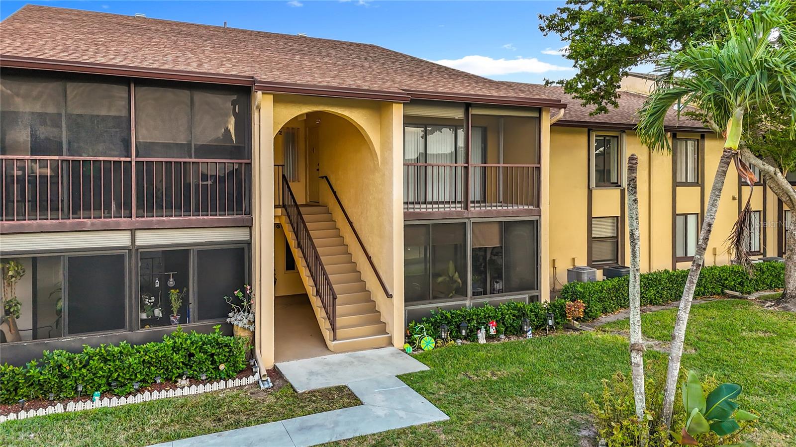 Image 2 of 69 For 826 Sky Pine Way G2
