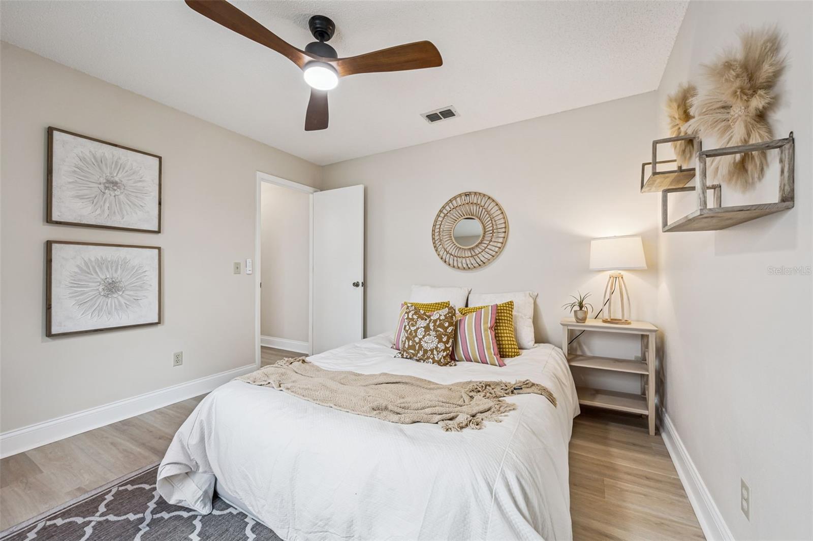 Image 12 of 26 For 1406 Julip Drive