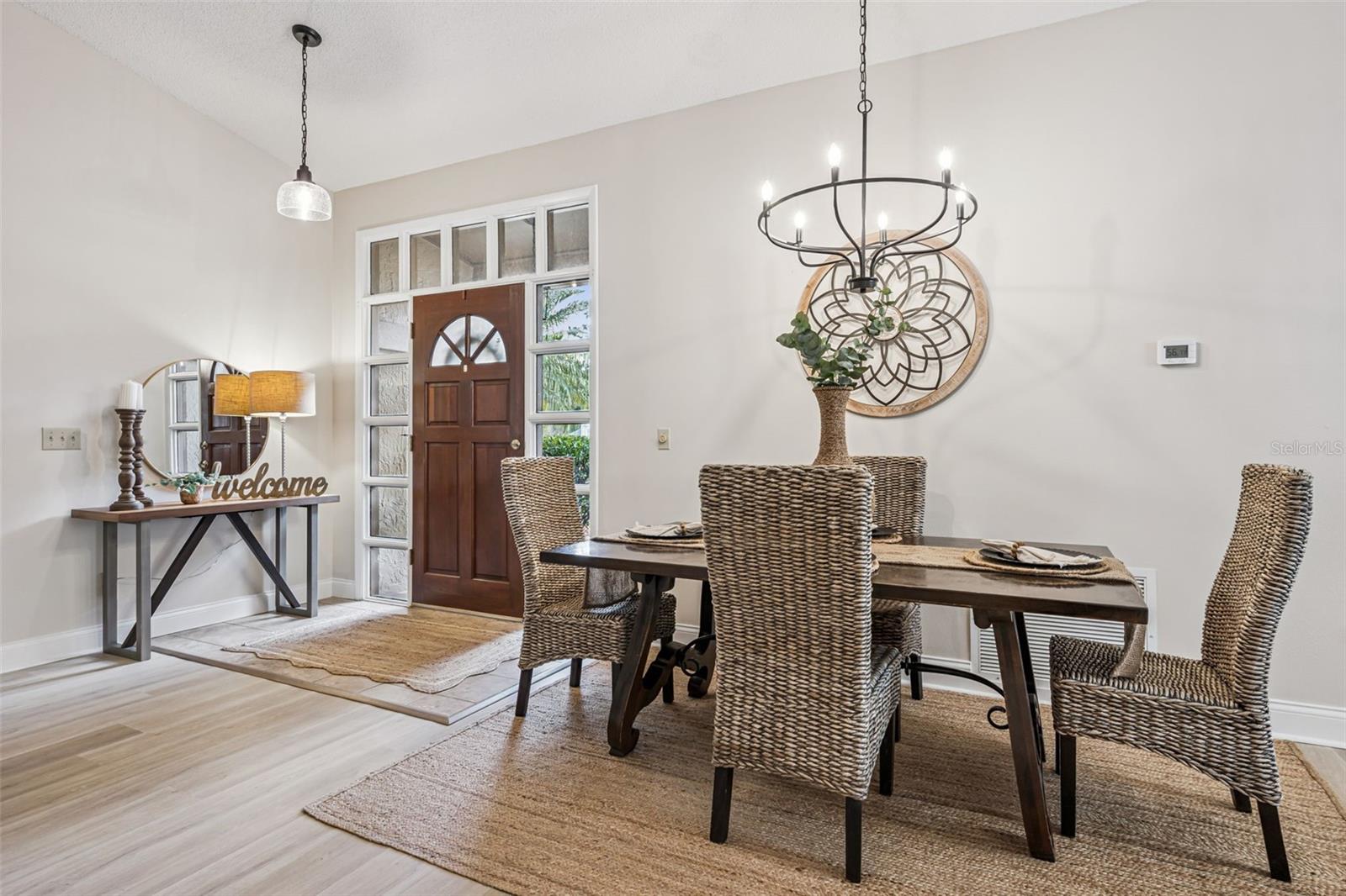 Image 4 of 26 For 1406 Julip Drive