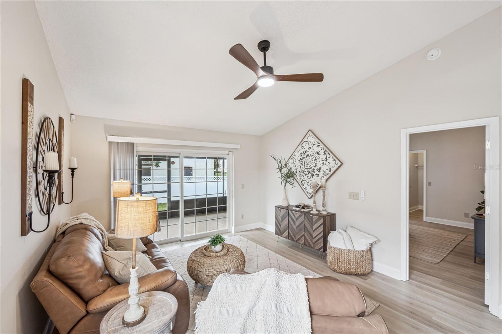 Image 8 of 26 For 1406 Julip Drive