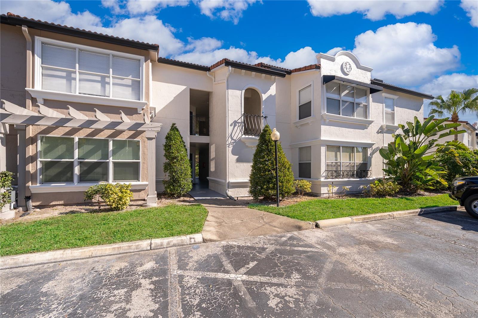 Details for 5112 Conroy Road 26, ORLANDO, FL 32811