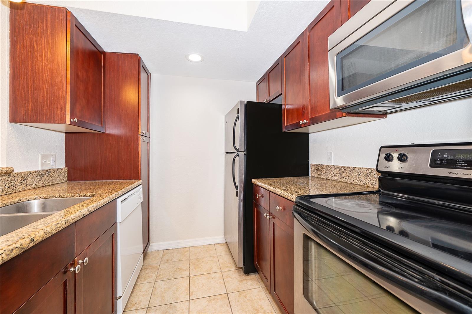 Image 18 of 32 For 5112 Conroy Road 26