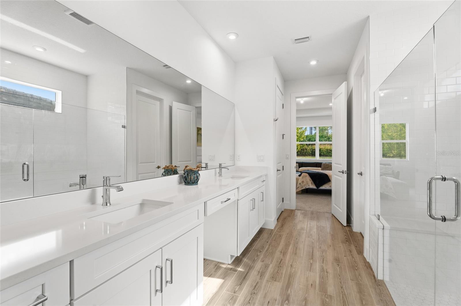 Image 16 of 80 For 11959 Viridian Boulevard