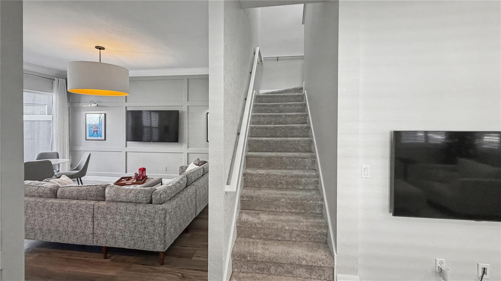 Image 18 of 36 For 6673 Helmsley Circle