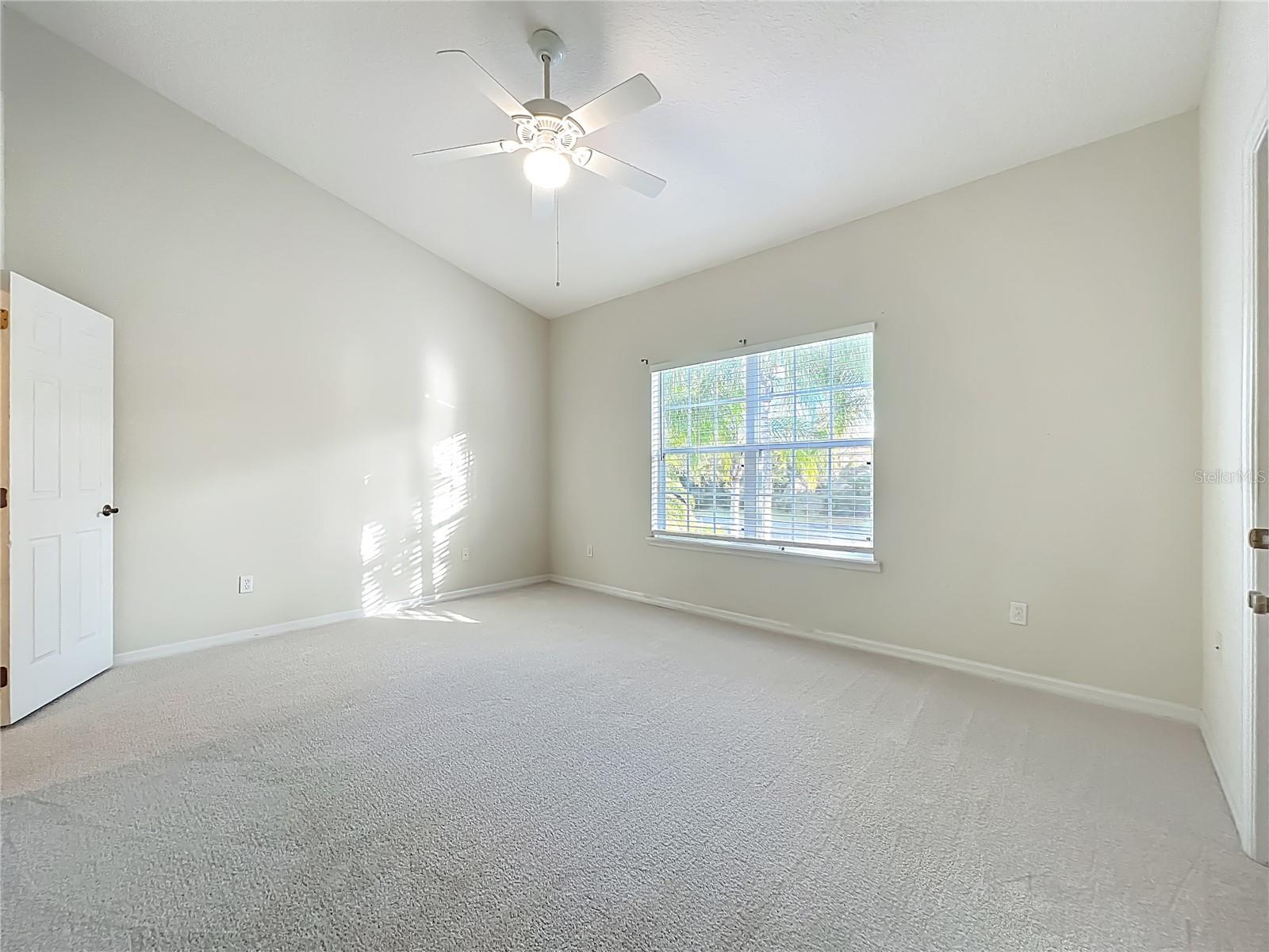 Image 21 of 44 For 650 Pinebranch Circle