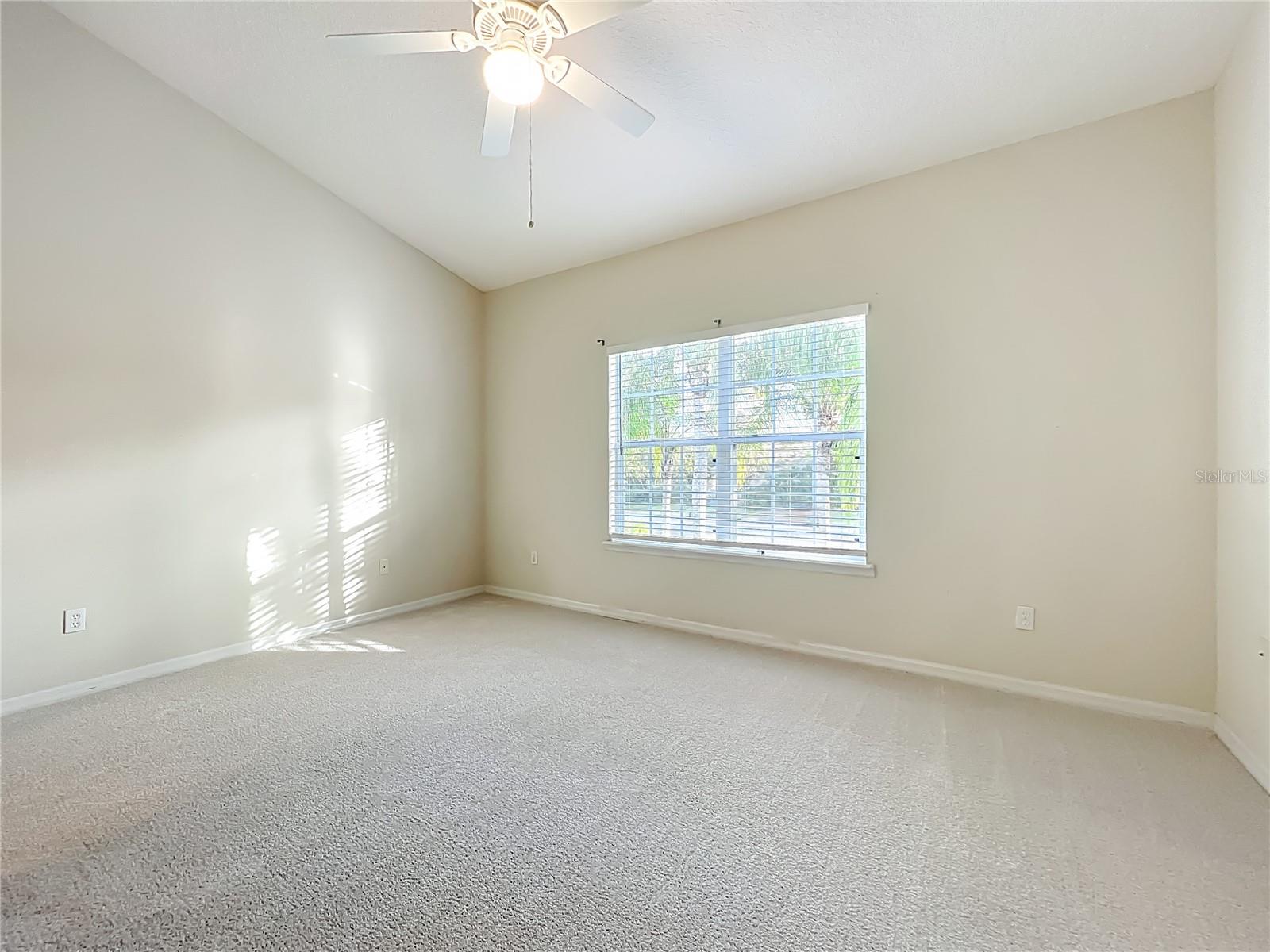 Image 22 of 44 For 650 Pinebranch Circle