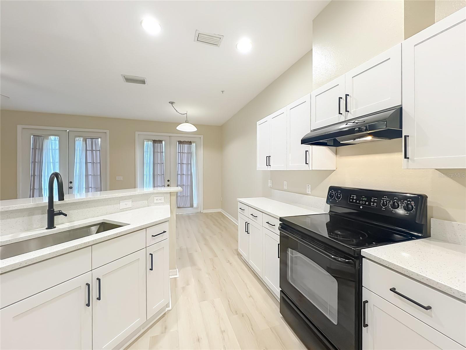 Image 9 of 44 For 650 Pinebranch Circle