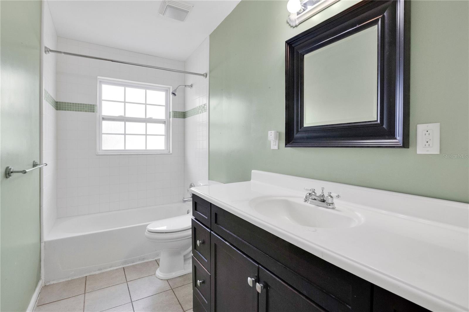 Image 16 of 25 For 4301 Hurd Avenue