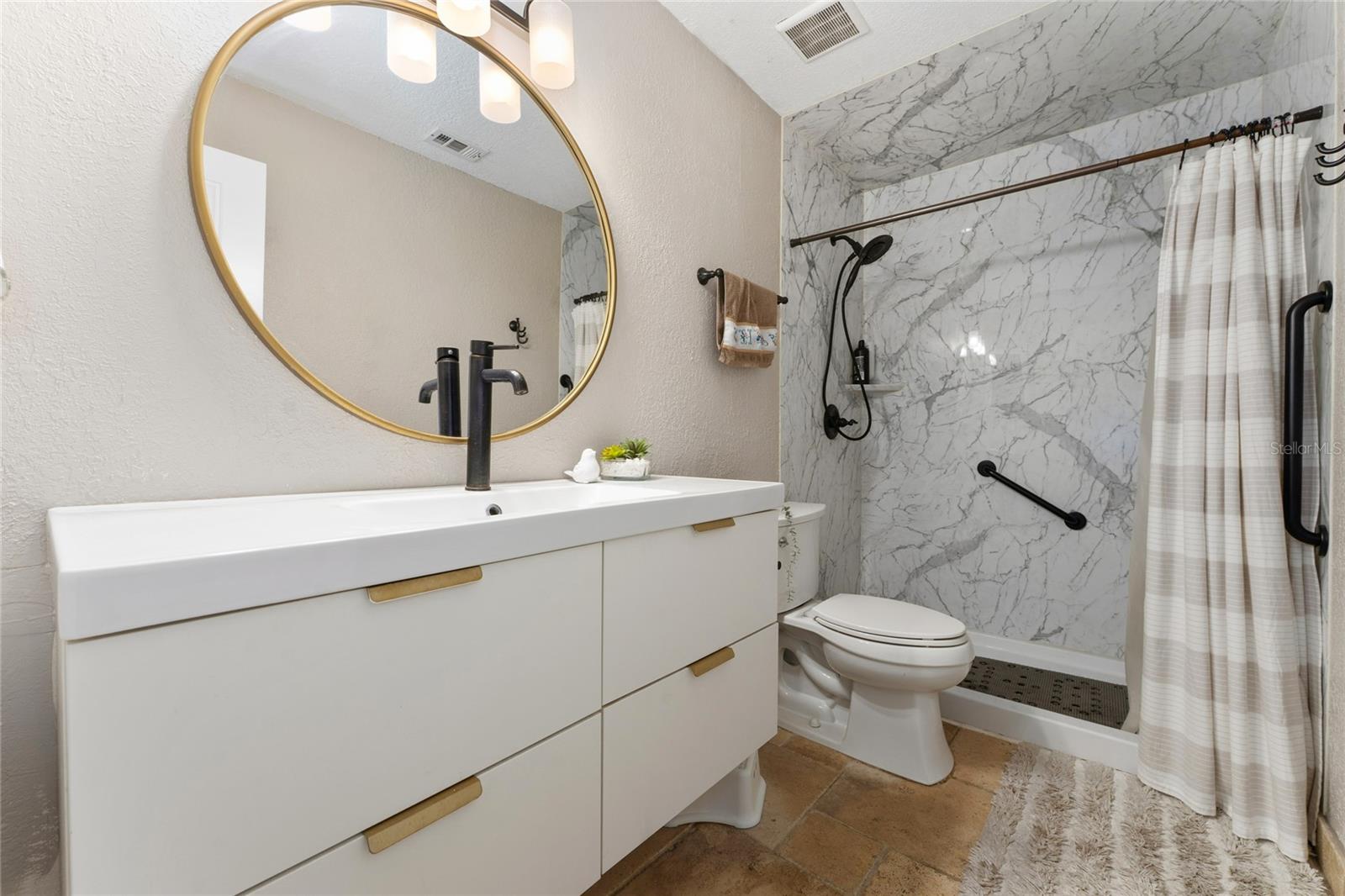 Image 18 of 39 For 1630 Sterling Oaks Lane