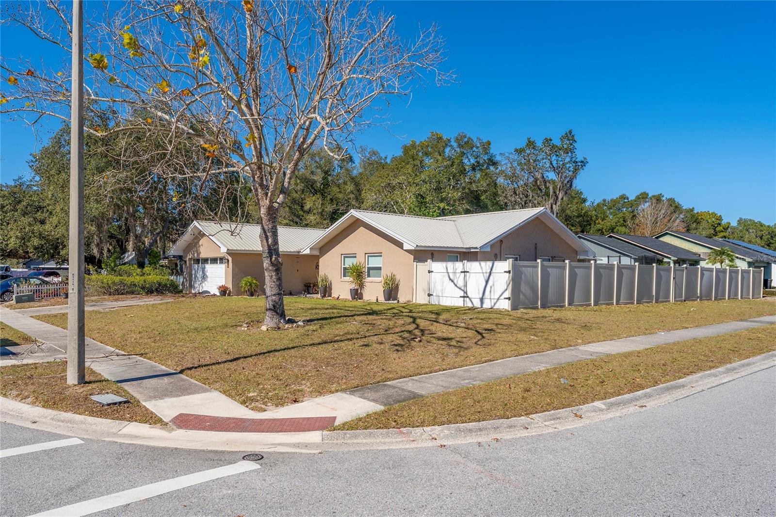 Image 31 of 39 For 1630 Sterling Oaks Lane