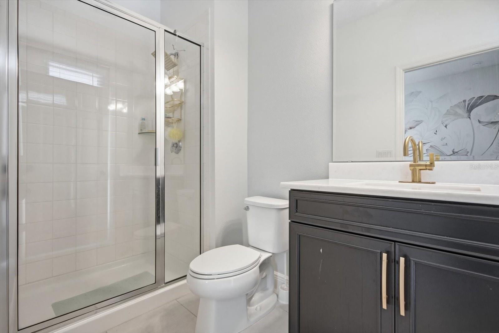 Image 33 of 58 For 612 Blackstone Street