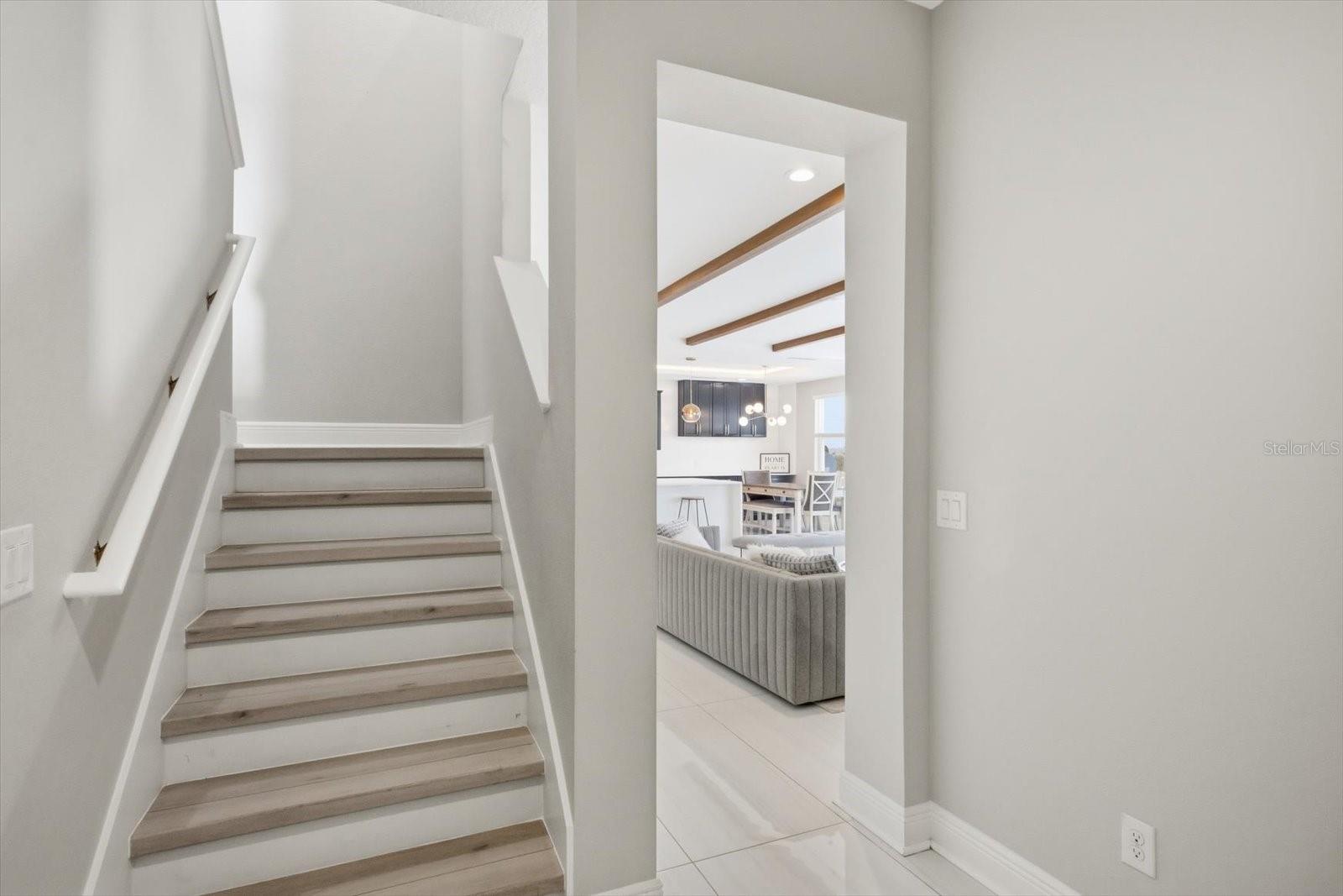 Image 34 of 58 For 612 Blackstone Street