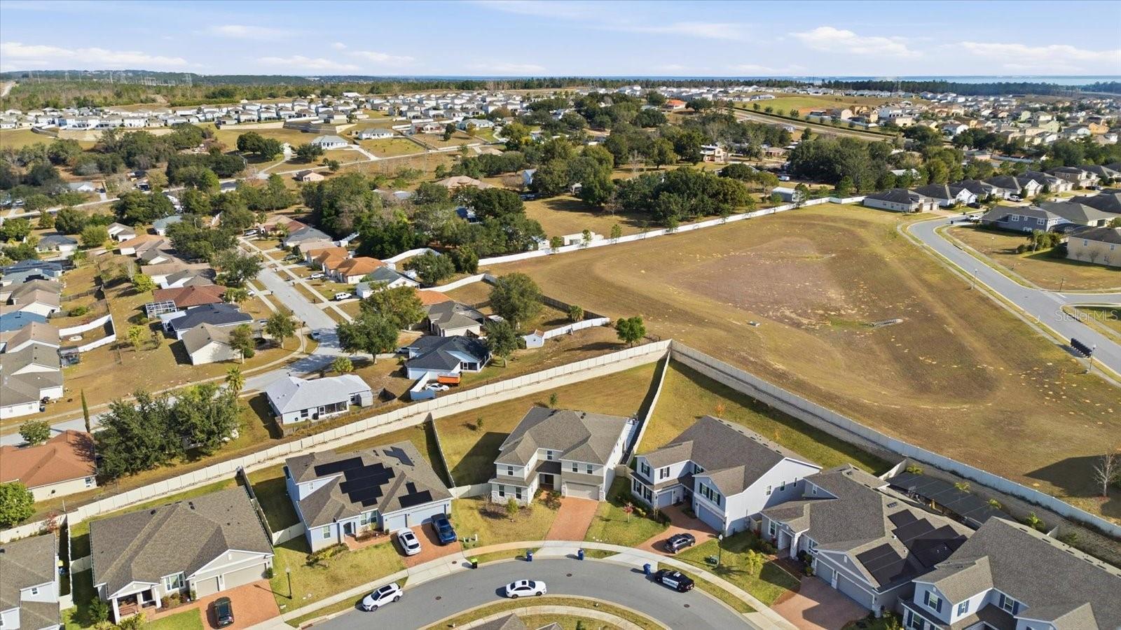 Image 58 of 58 For 612 Blackstone Street