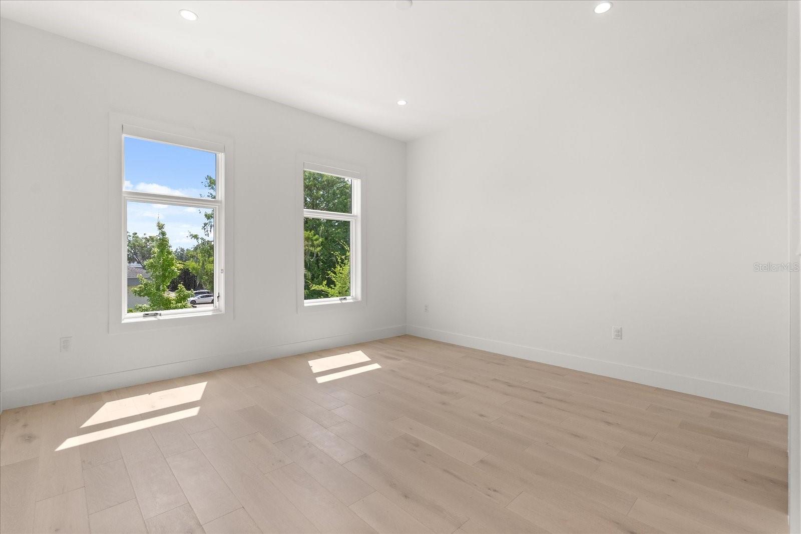 Image 11 of 26 For 1768 Mondrian Circle