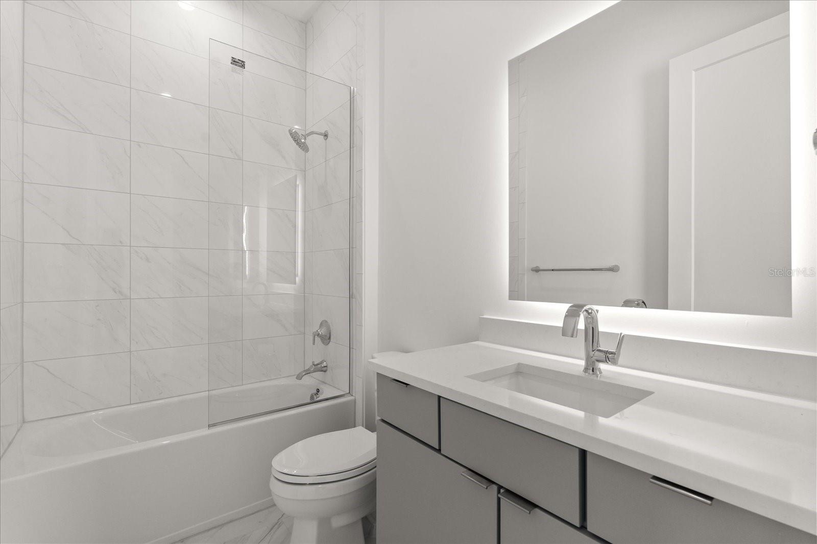 Image 15 of 26 For 1768 Mondrian Circle