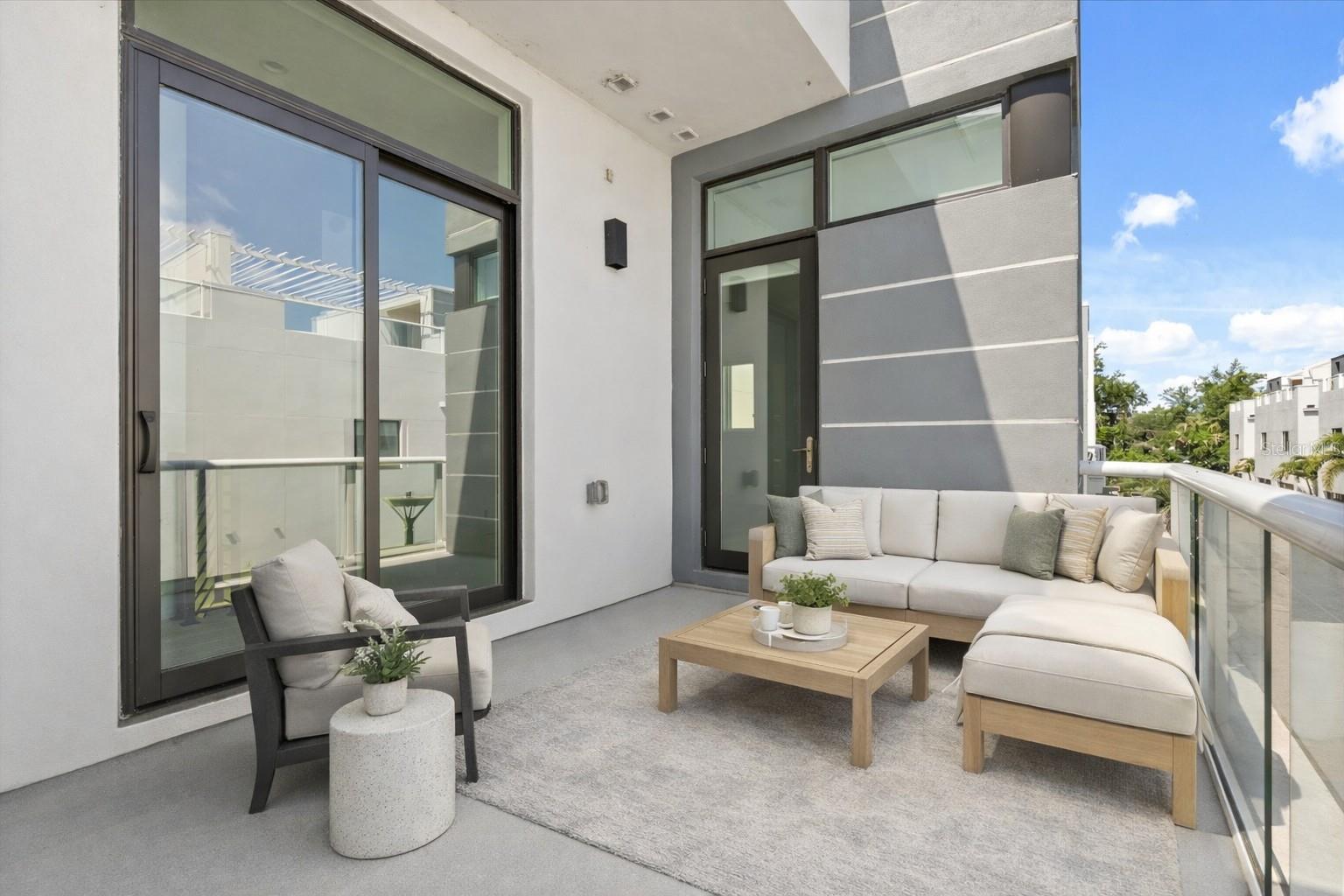 Image 21 of 26 For 1768 Mondrian Circle