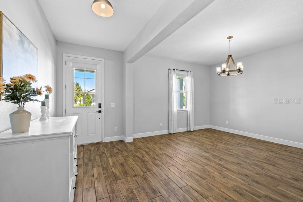 Image 11 of 39 For 15230 Honeybell Drive