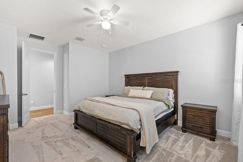 Image 13 of 39 For 15230 Honeybell Drive