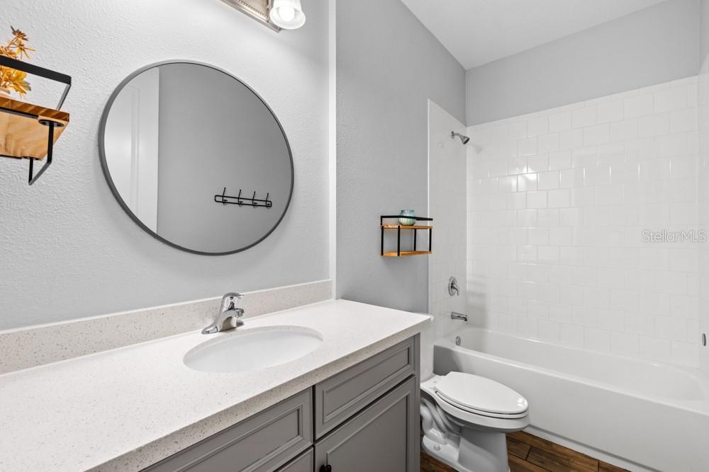 Image 17 of 39 For 15230 Honeybell Drive