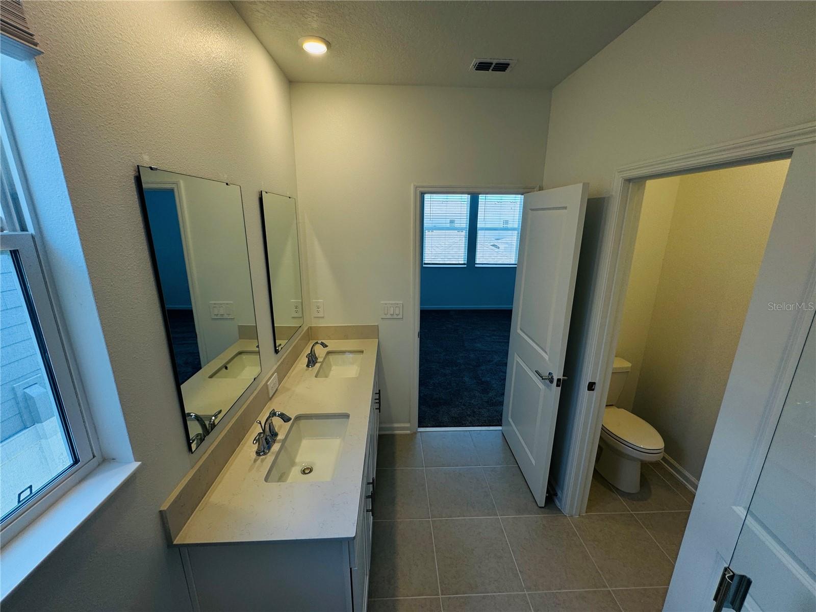 Image 21 of 36 For 1952 Rider Rain Lane