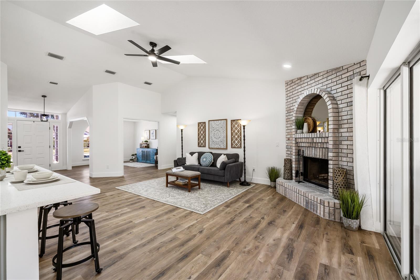 Image 10 of 46 For 769 Silverwood Drive