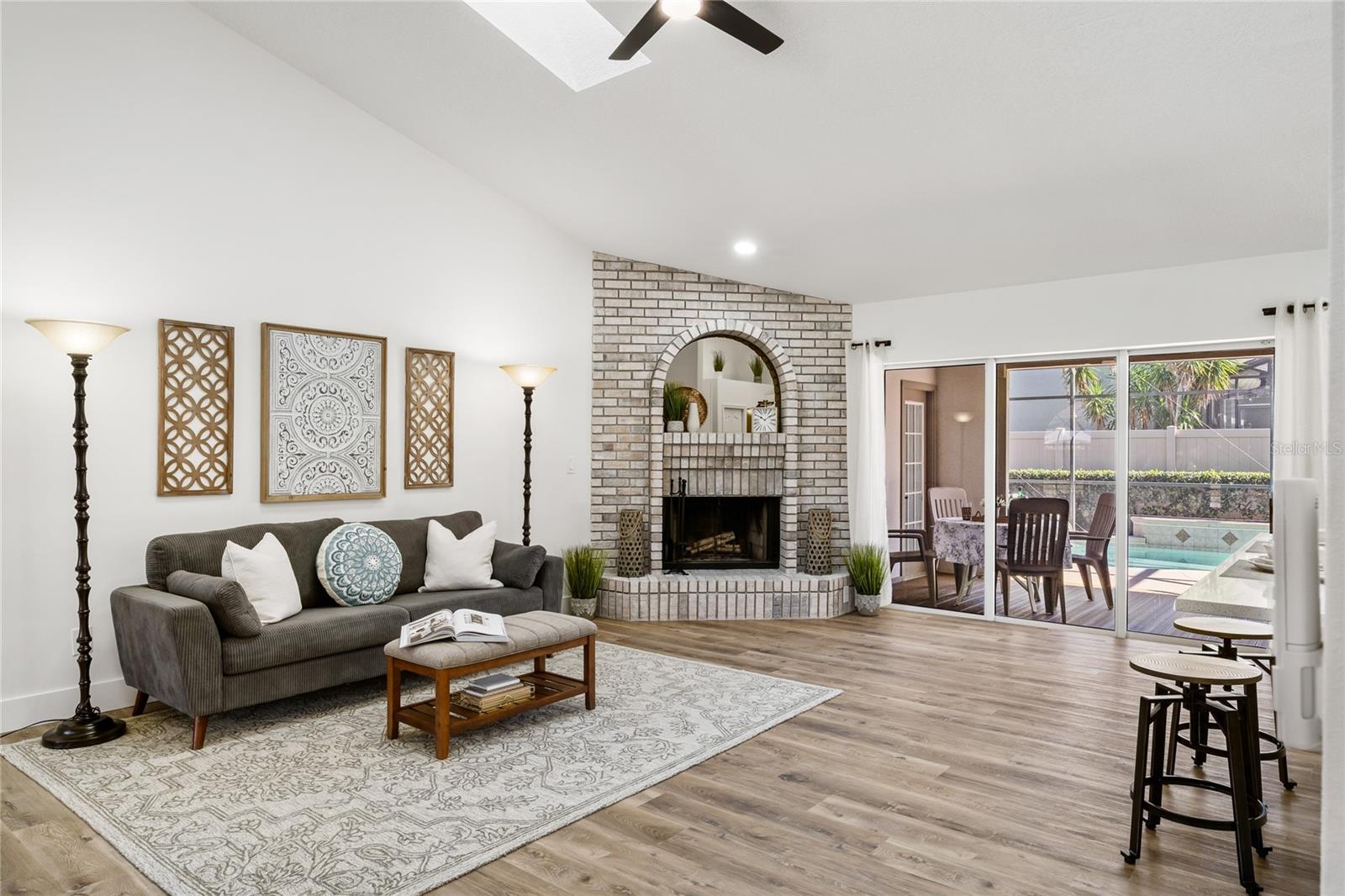 Image 11 of 46 For 769 Silverwood Drive