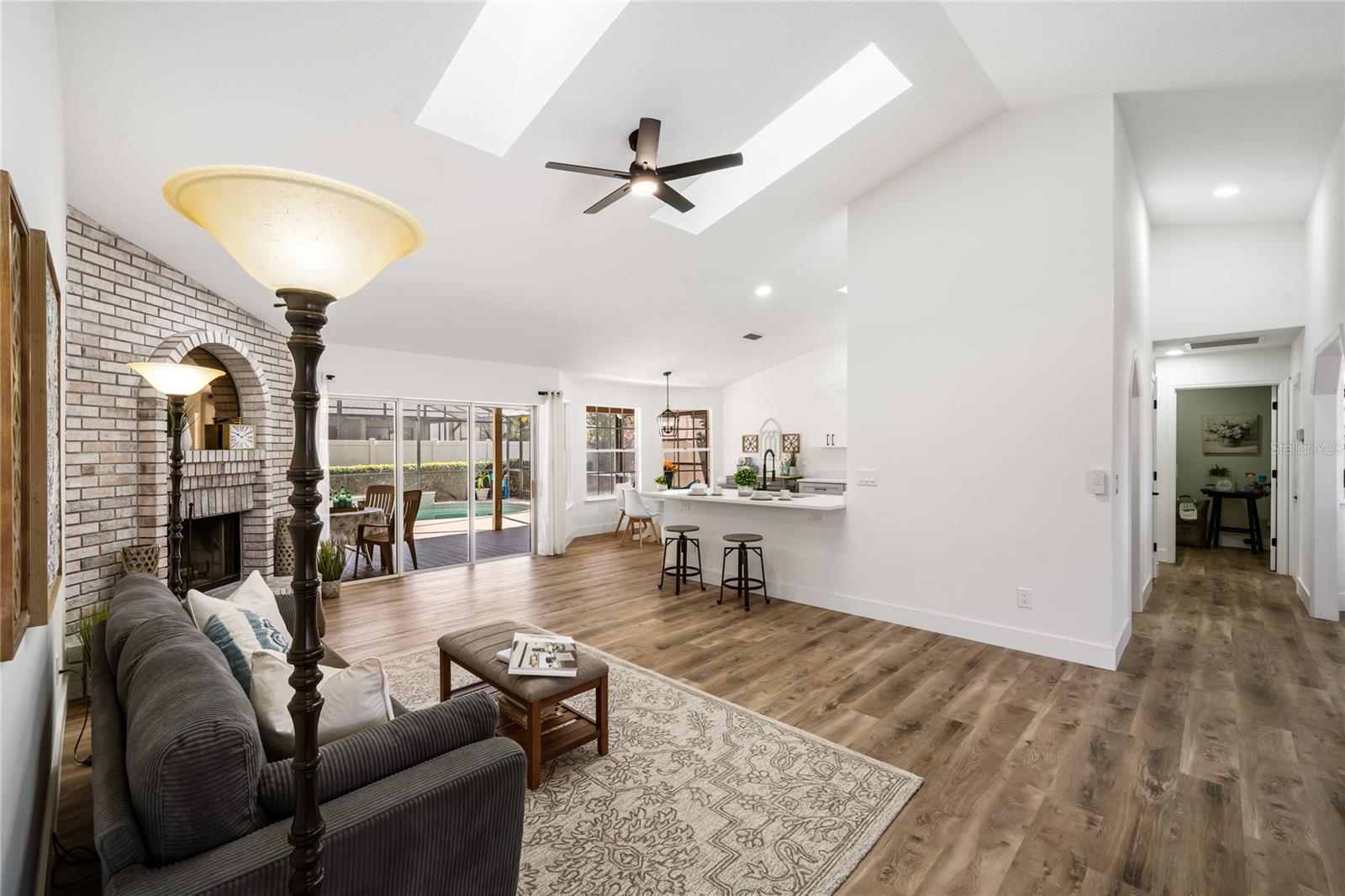 Image 17 of 46 For 769 Silverwood Drive