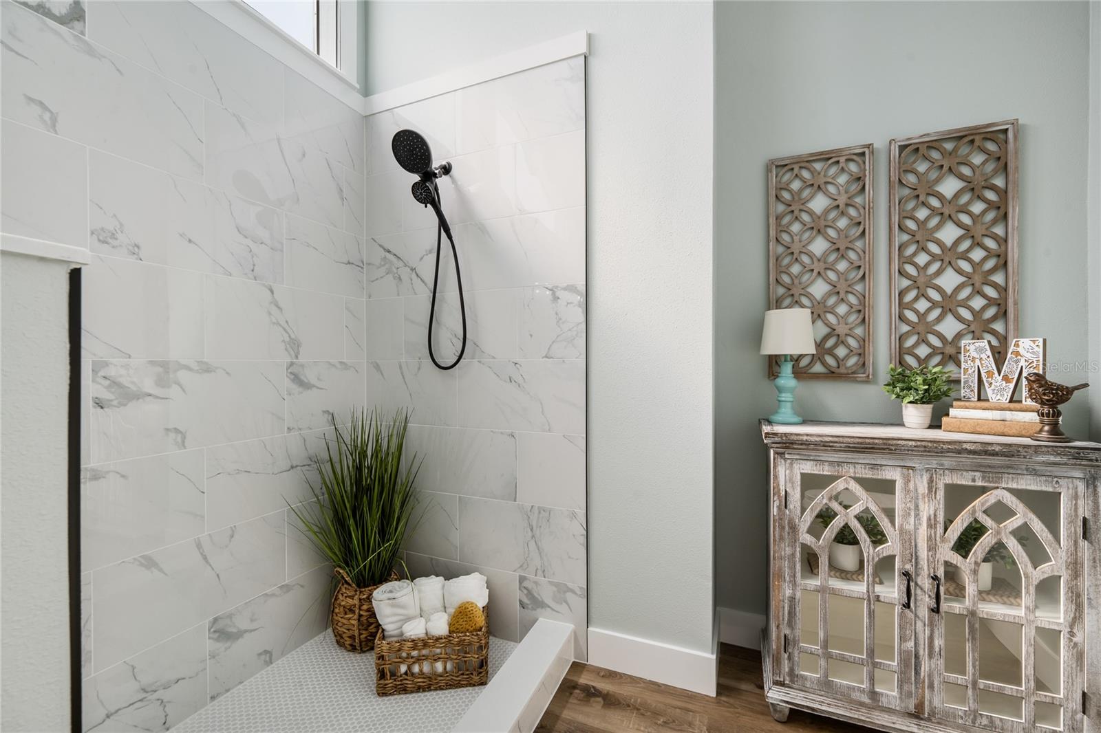 Image 22 of 46 For 769 Silverwood Drive