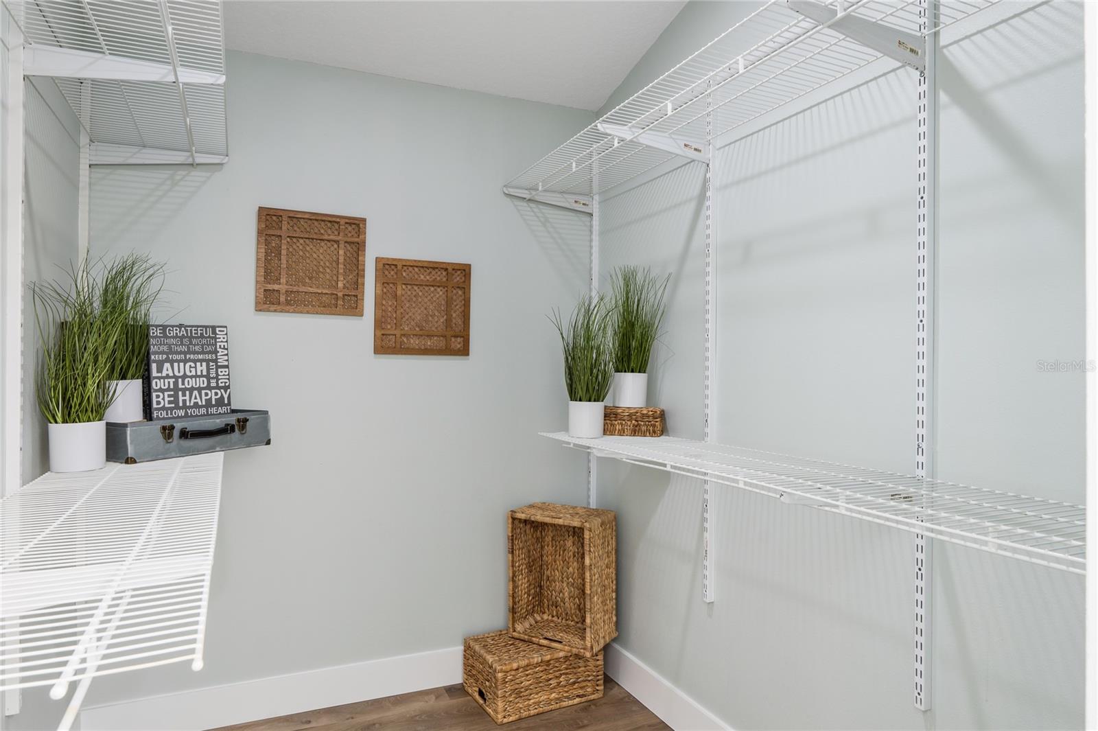 Image 24 of 46 For 769 Silverwood Drive