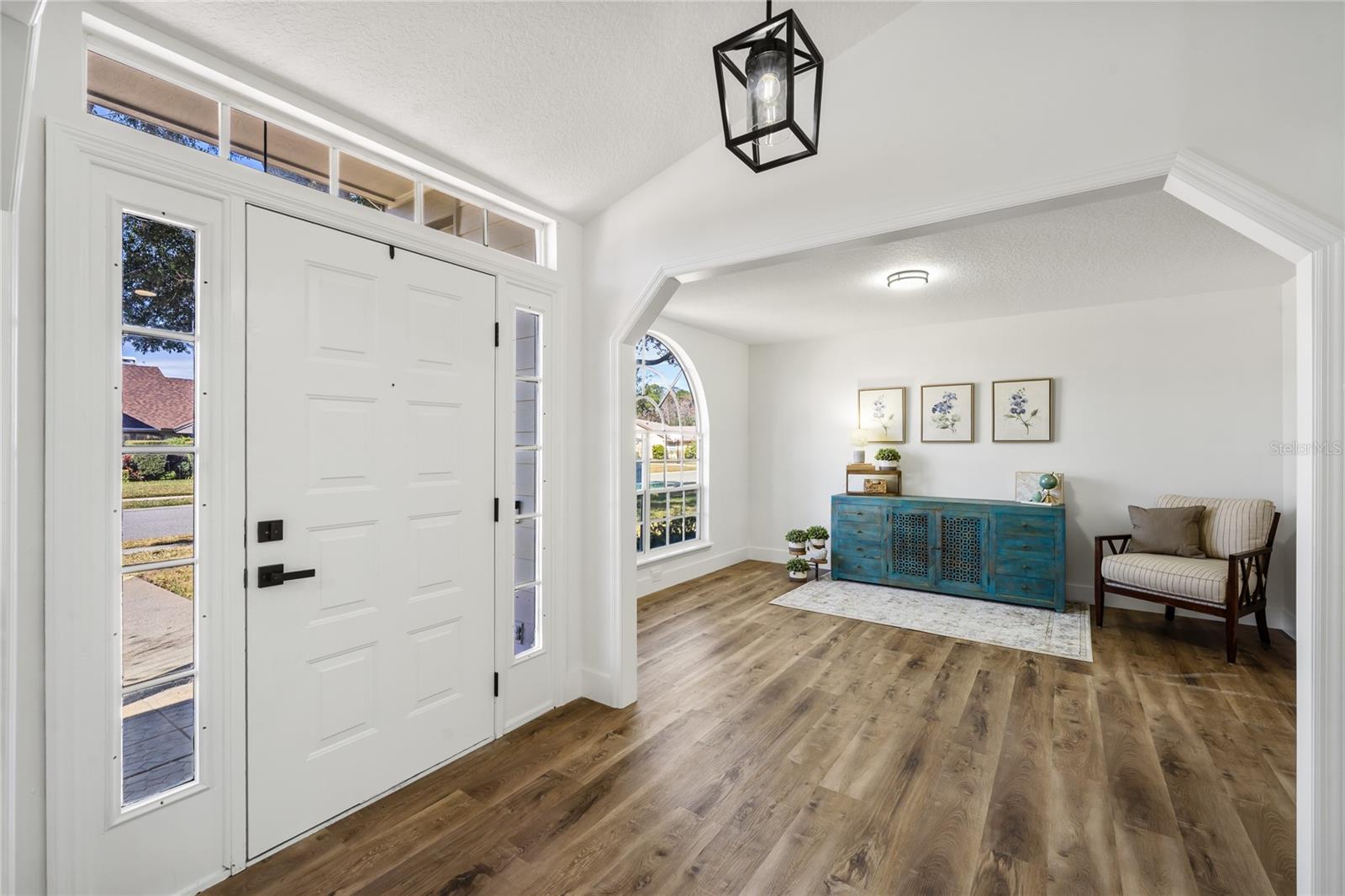 Image 7 of 46 For 769 Silverwood Drive