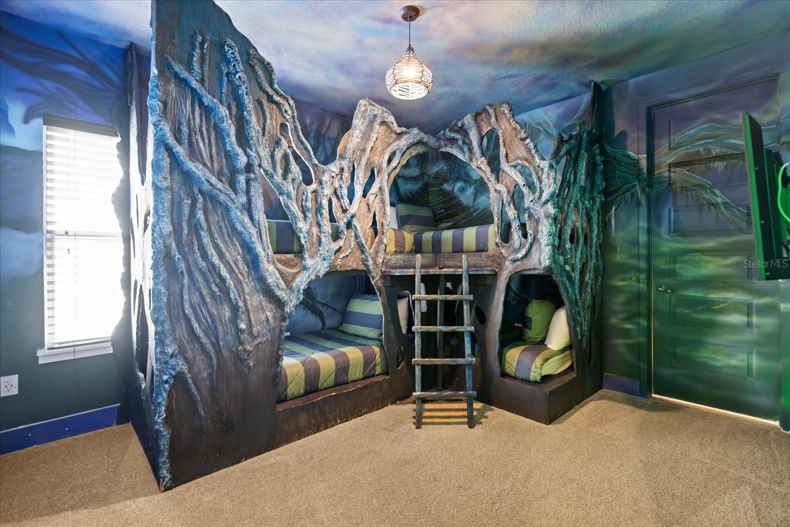 Image 18 of 68 For 1113 Castle Pines Court